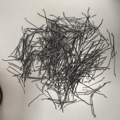 Fibra de acero pegada de alta resistencia del certificado del CE para la mezcla concreta