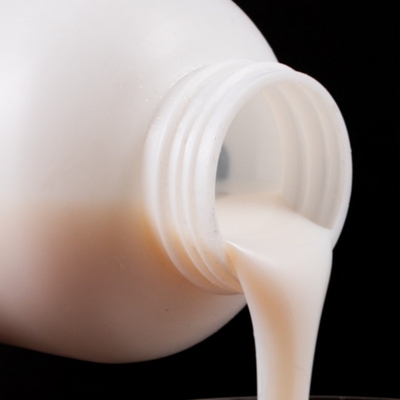 Buen pigmento que moja la emulsión Estireno-de acrílico BAW-50R del copolímero para los barnices a base de agua de la impresión sobrepuesta