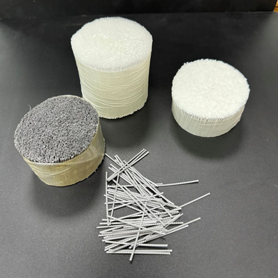 Fibra de polipropileno de macrofibras sintéticas para el refuerzo de hormigón y su uso en materiales de relleno