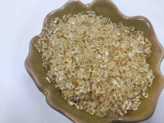 Polipropileno clorado granular blanco o amarillo pálido para el embalaje con película de caramelo y embalaje compuesto BOPP.