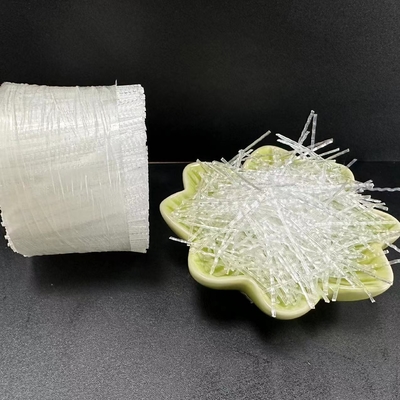 Aditivo de ingeniería civil de fibra macro de PP de forma de onda 24-60 mm para refuerzo de cemento y anti-carcaje