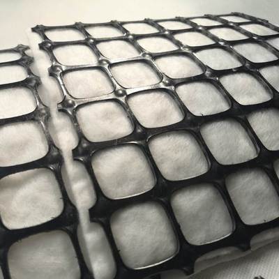 polipropileno PP Geogrid biaxial del geotextil 150gsm para la estabilización los 30-30kN/M de la cuesta
