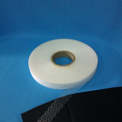 Web y estabilizador de enlace fusibles adhesivos ligeros de Copolyester