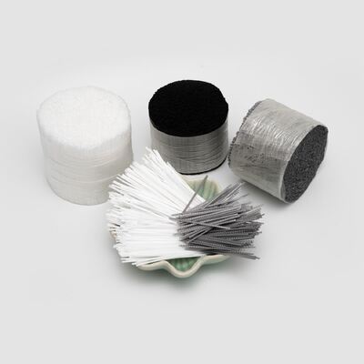 Microfibra duradera de polipropileno en relieve para refuerzo cementoso que mejora la tenacidad y la resistencia a la flexión del hormigón